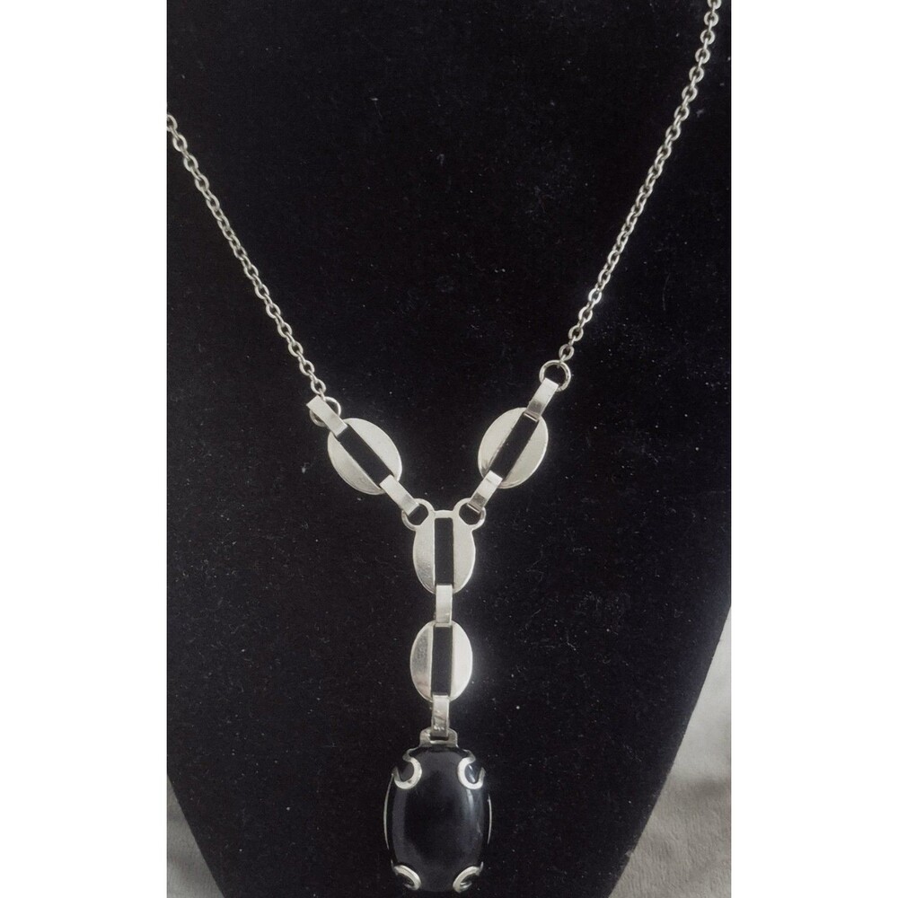 Vtg  Avon Black Faux Onyx  Silver Tone Necklace